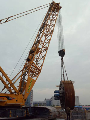 大型履帶起重機(jī)出租 大型履帶起重機(jī)出租